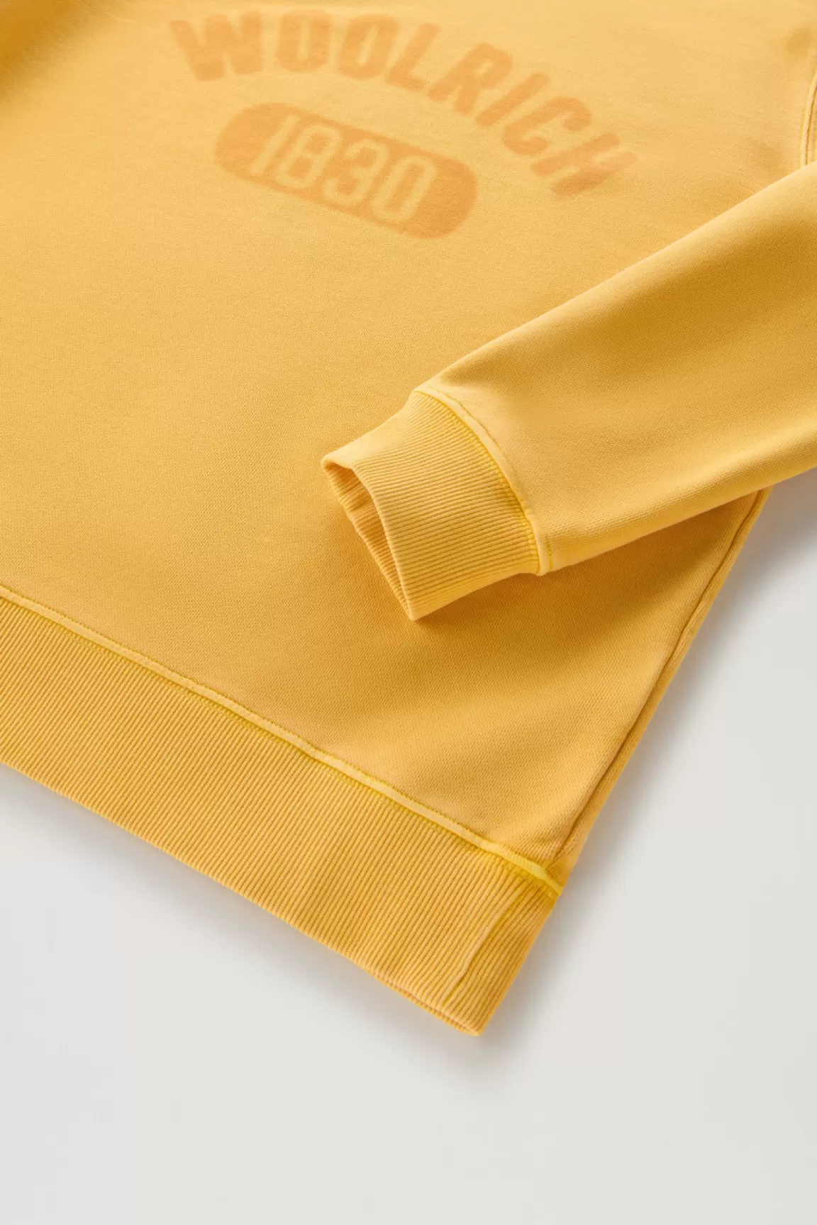Woolrich Achteraf Geverfde 1830 Sweater Van Puur Katoen Met Ronde Hals Golden Glow Discount