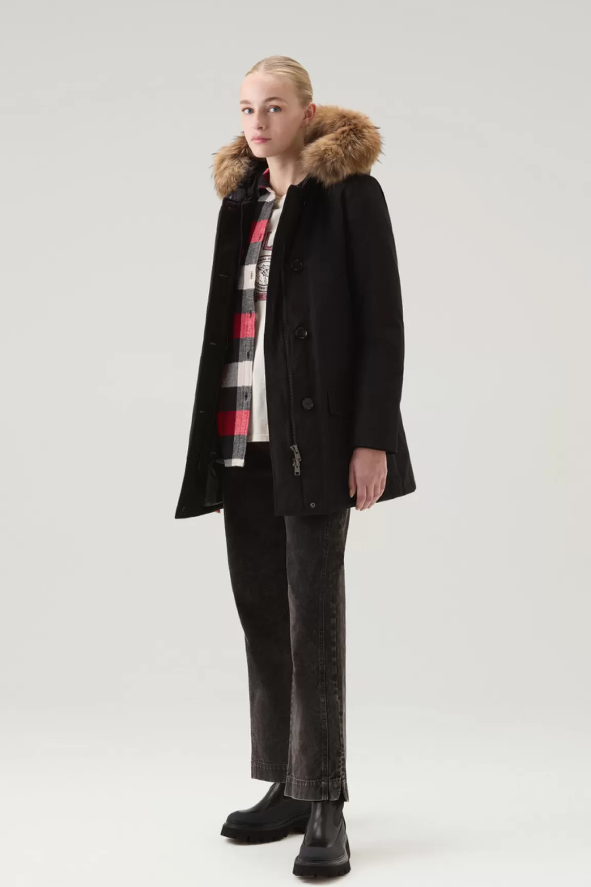 Woolrich Arctic Parka Van Ramar Cloth Met Vier Zakken En Afneembaar Bont Black Discount