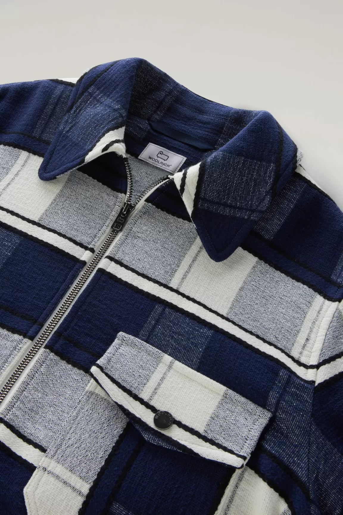 Woolrich Gentry Overhemdjack In Een Mix Van Gerecycled Katoen En Manteco Twilight Blue Check Sale