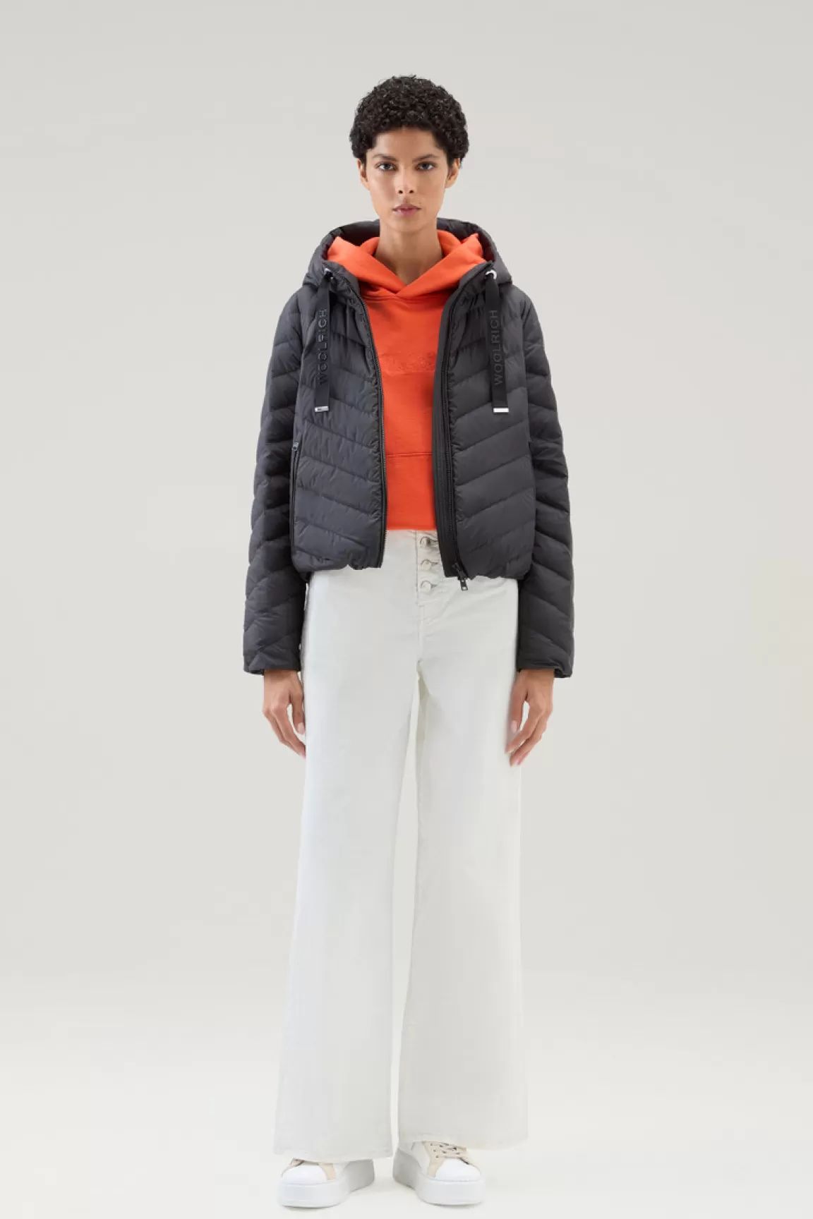 Woolrich Microvezel Jack Met Chevron Wattering En Capuchon Black Store