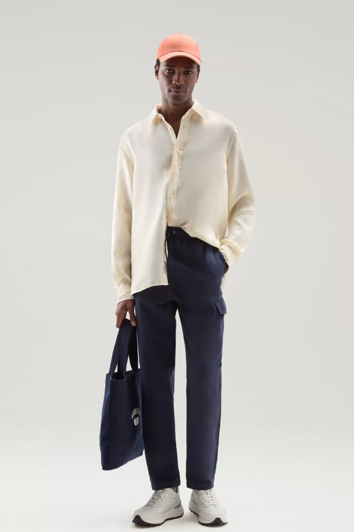 Woolrich Overhemd Van Achteraf Geverfd, Zuiver Linnen Milky Cream Flash Sale