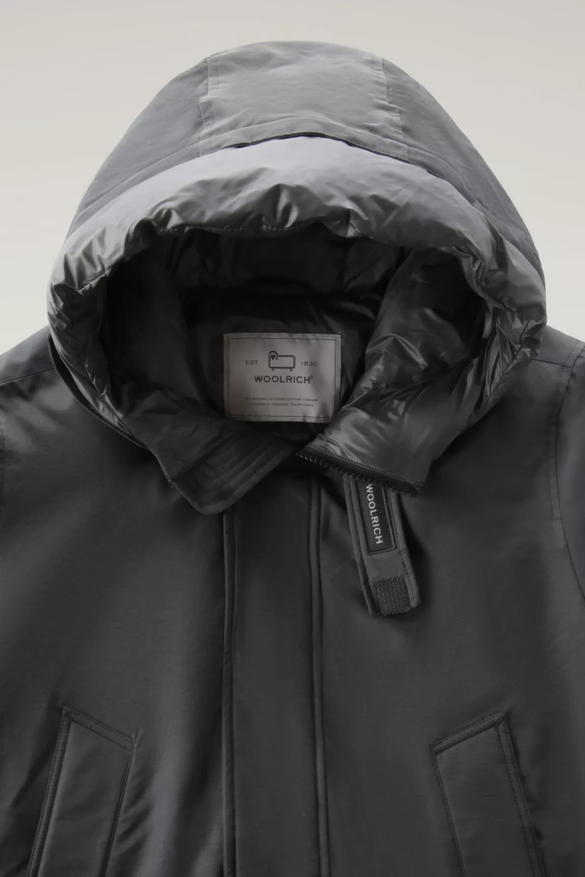 Woolrich Polar Parka Van Ramar Cloth Met Hoge Kraag Grey Shadow Hot