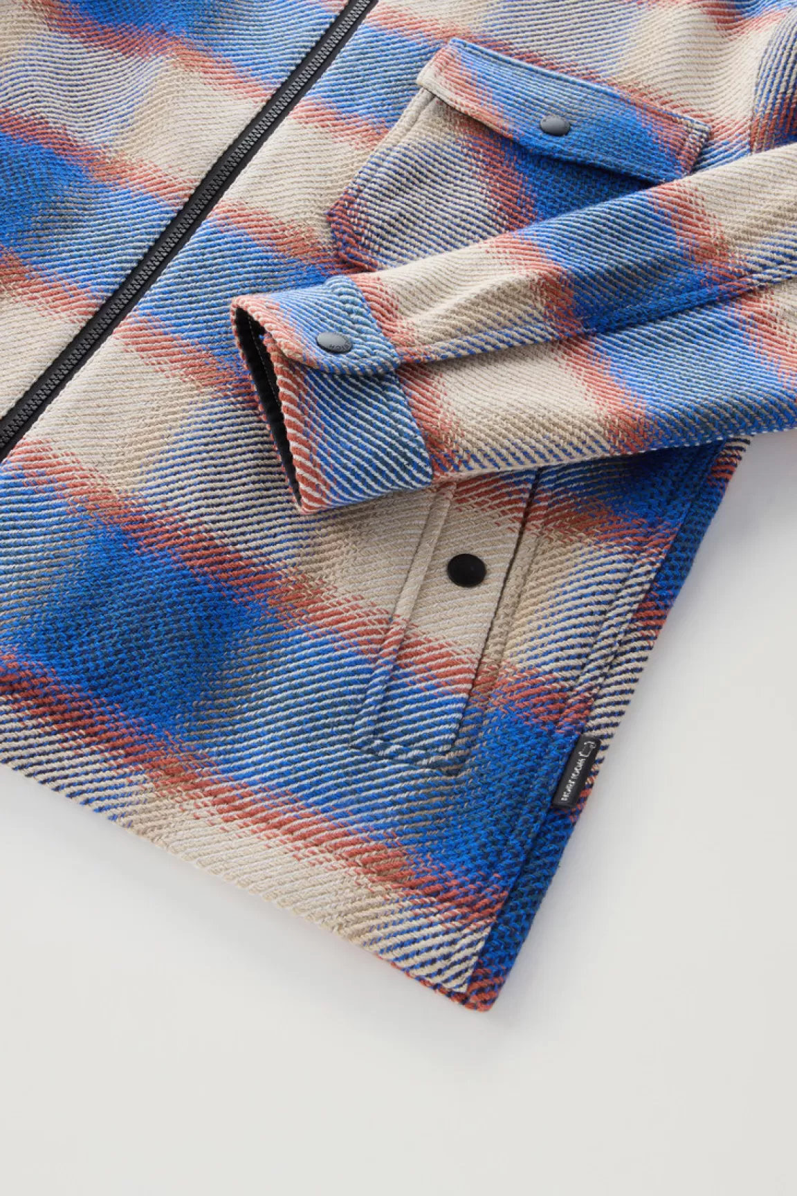 Woolrich Timber Overhemdjack Van Een Mix Van Gerecycled Katoen En Manteco Blue Check Clearance