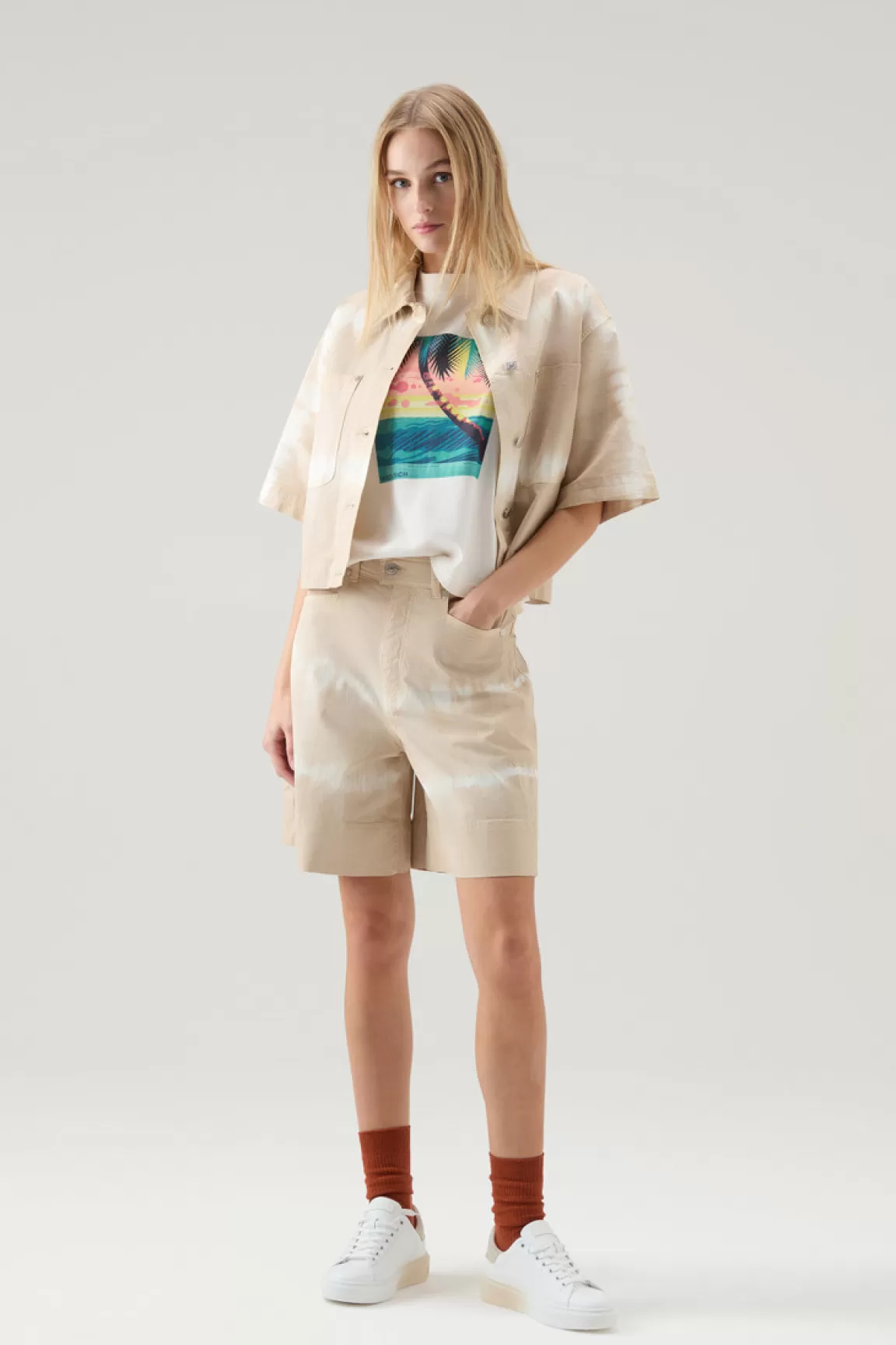 Woolrich T-shirt Voor Jongens Van Zuiver Katoen Met Grafische Print Plaster White New