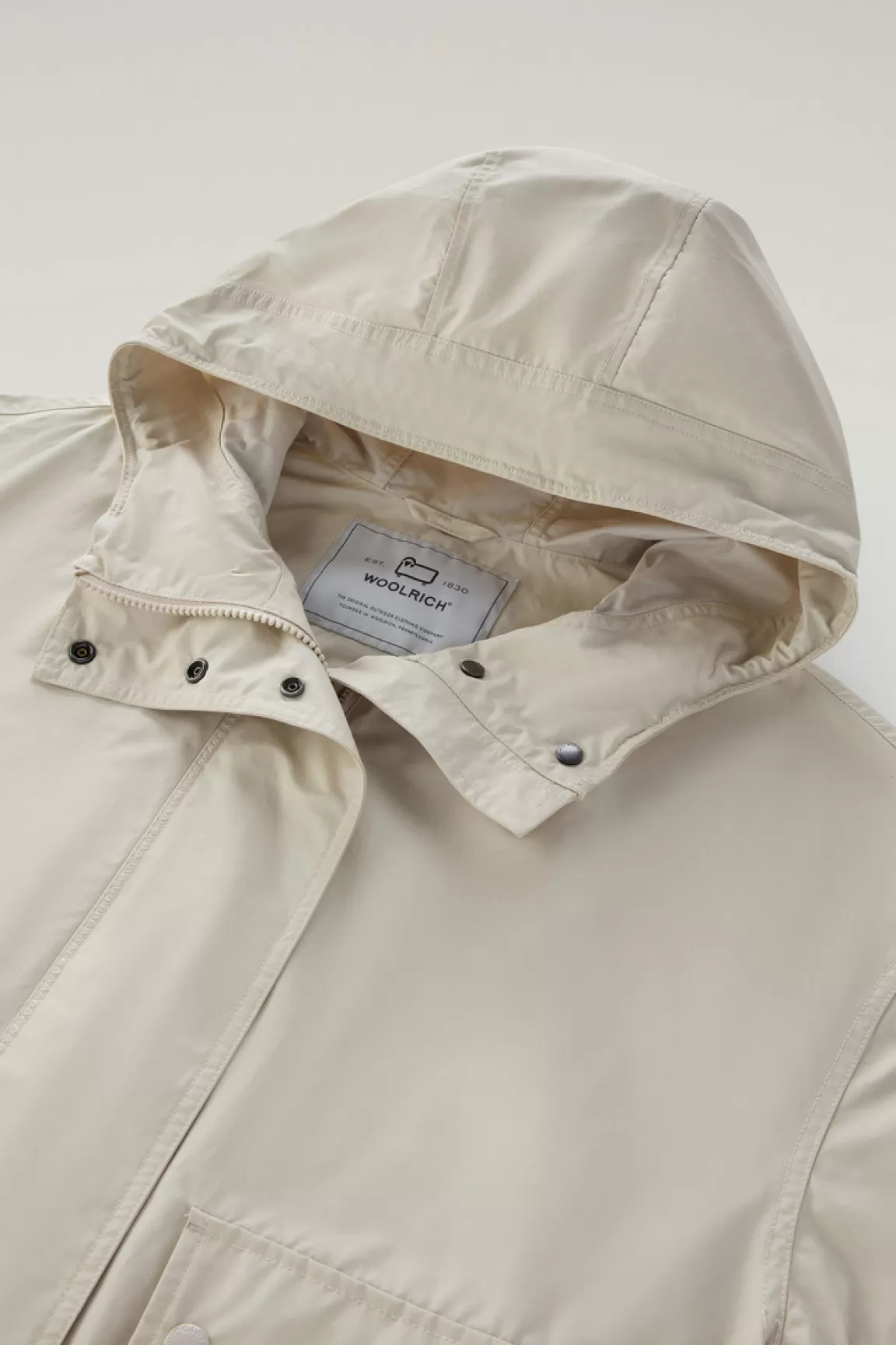 Woolrich Waxed Jack In Een Mix Van Katoen En Nylon Met Capuchon Light Oak Hot