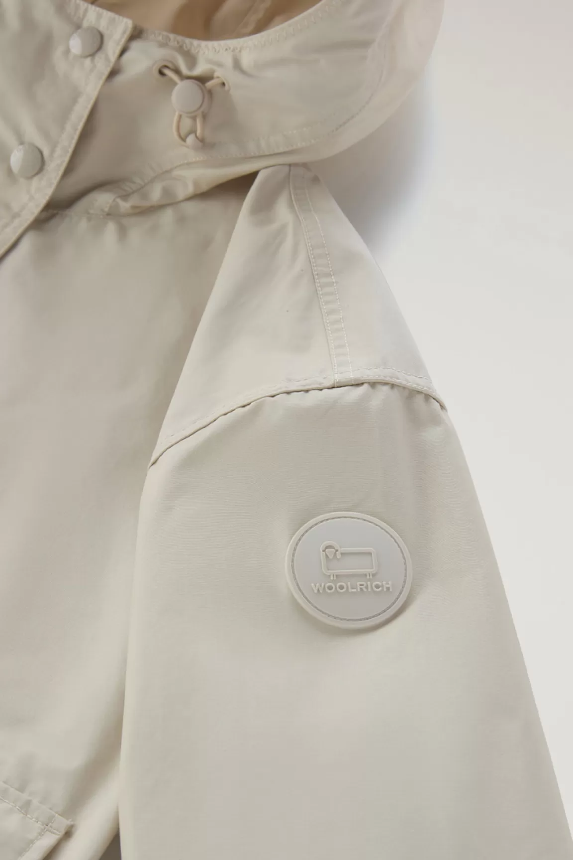 Woolrich Waxed Jack In Een Mix Van Katoen En Nylon Met Capuchon Light Oak Hot
