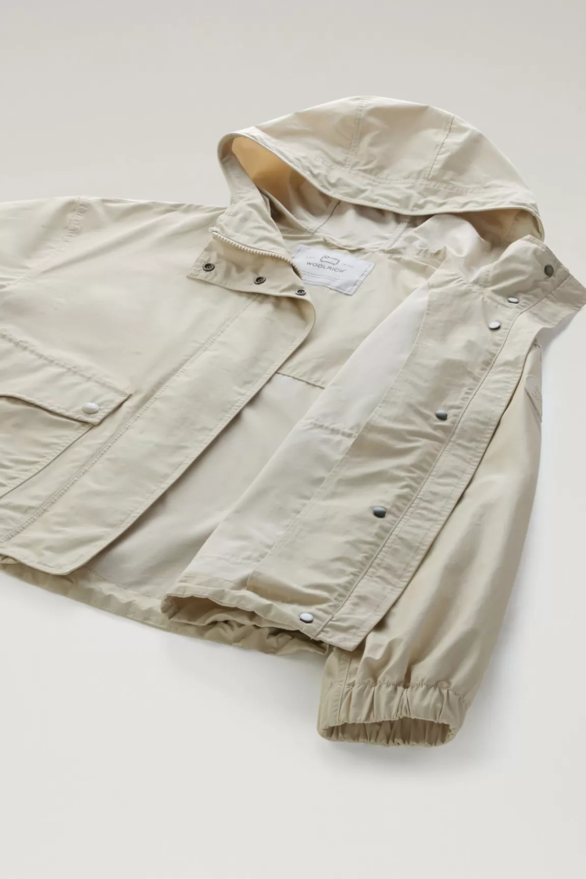 Woolrich Waxed Jack In Een Mix Van Katoen En Nylon Met Capuchon Light Oak Hot