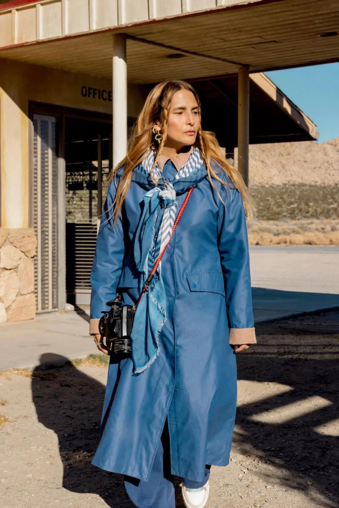 Woolrich Waxed Trenchcoat Van Een Mix Van Katoen En Nylon Met Puntkraag Twilight Blue Clearance
