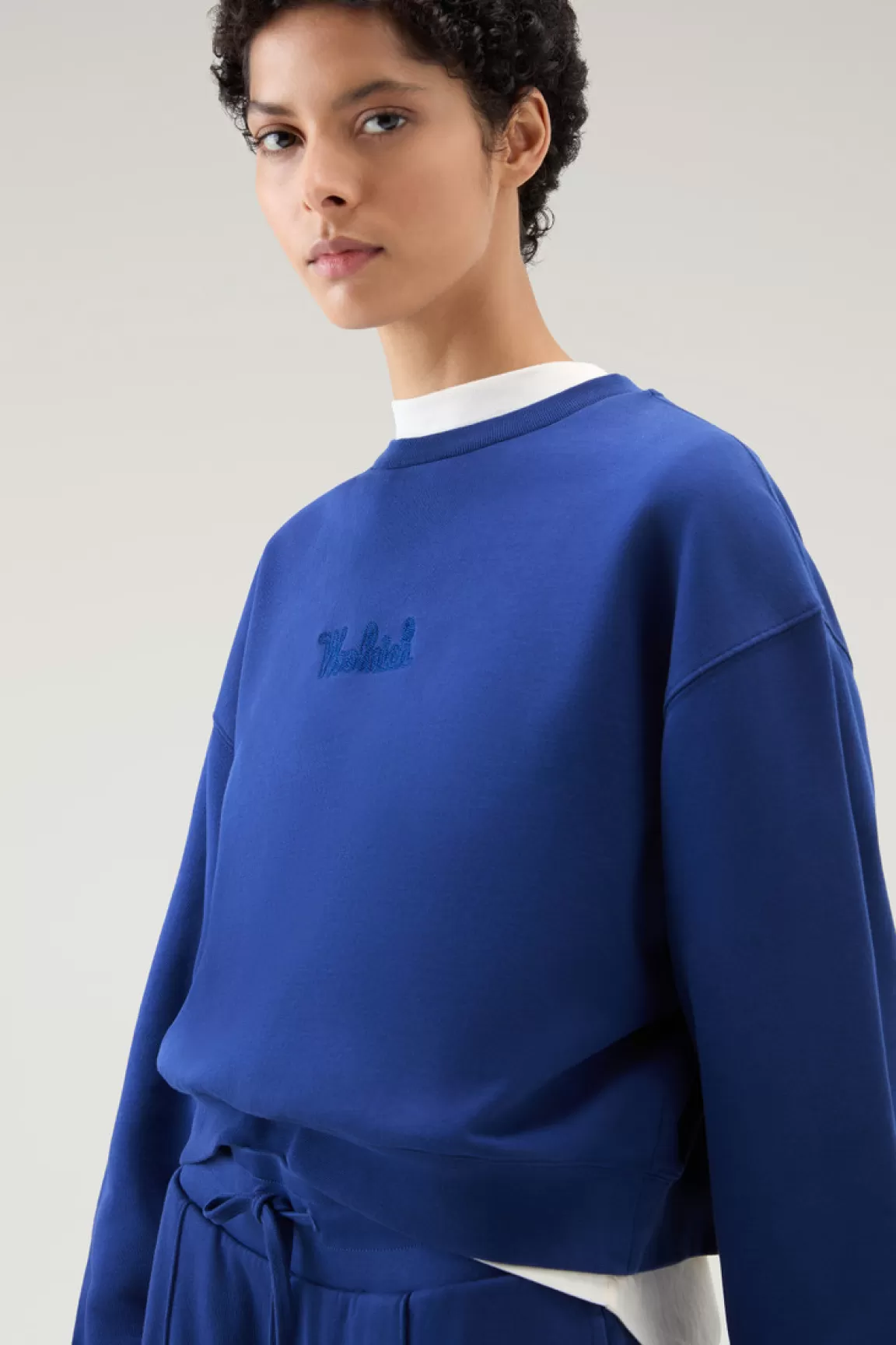 Woolrich Zuivere Katoenen Sweater Met Ronde Hals En Geborduurd Logo Twilight Blue Discount
